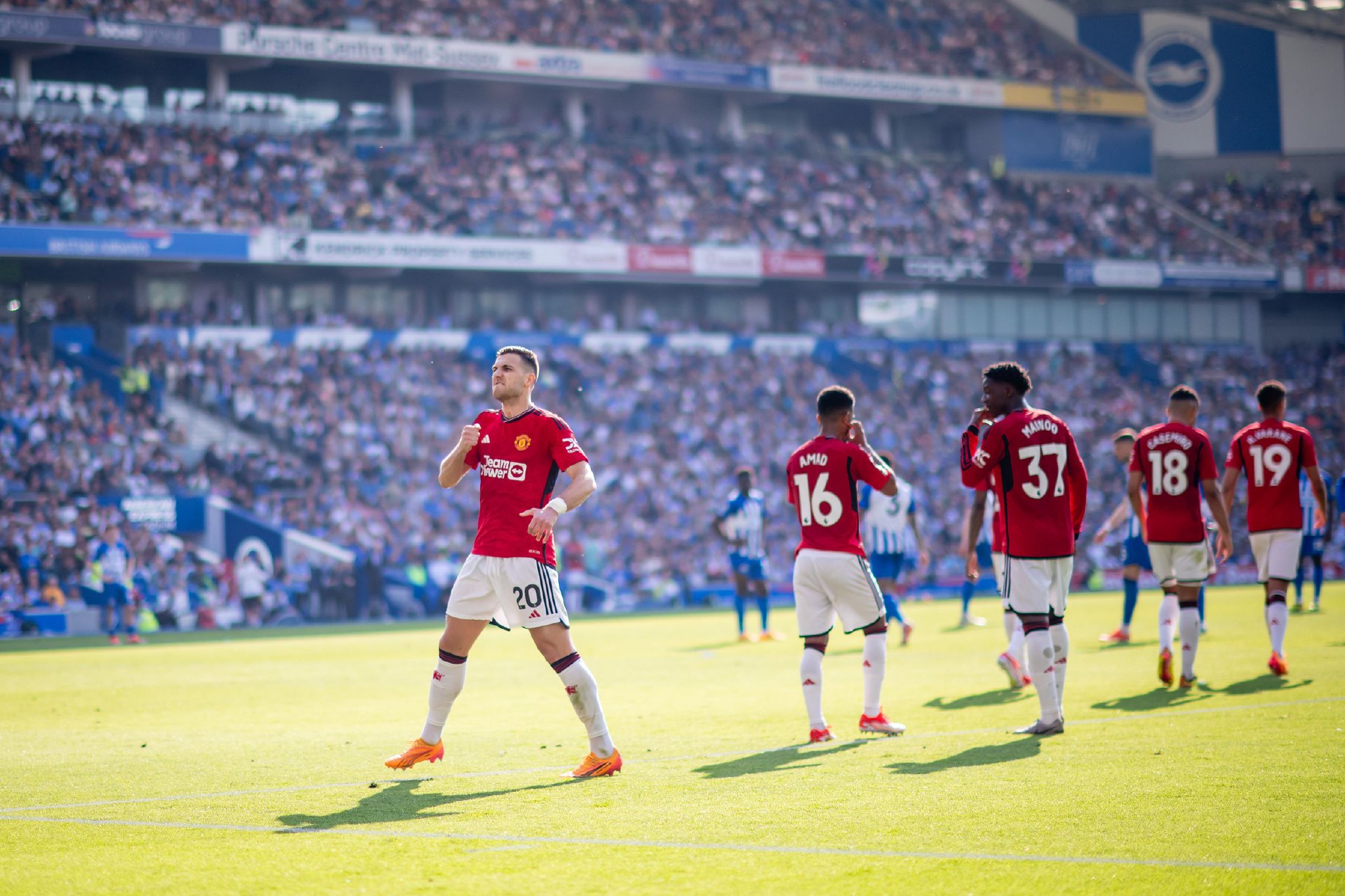 这名球员近 这名球员近